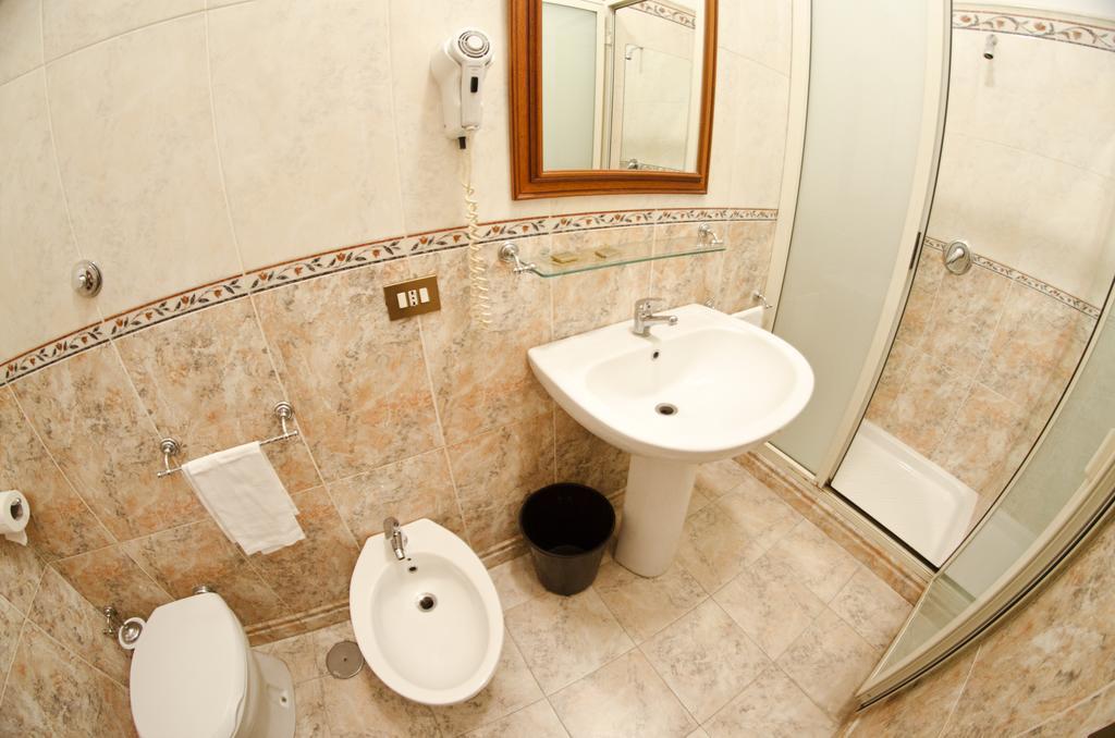 Hotel Villa Maria Naples Room photo